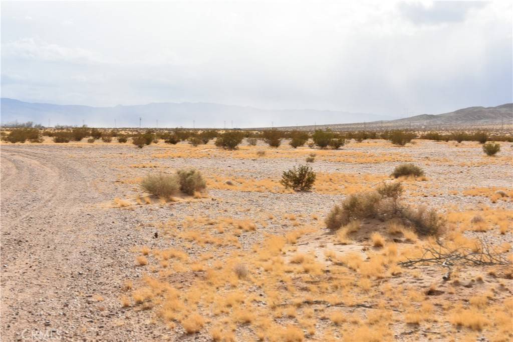 Helendale, CA 92342,0 APN 0420-261-68-0000
