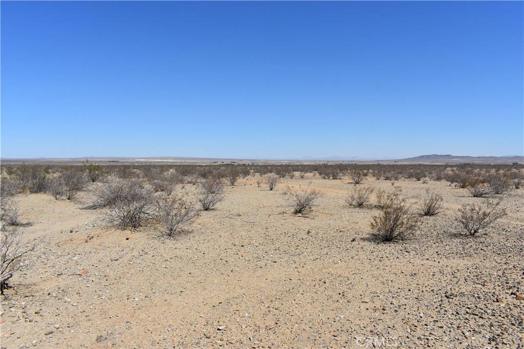 Hinkley, CA 92347,0 APN 0492-021-13-0000