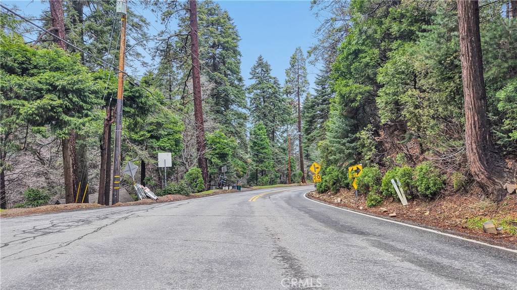 Cedar Glen, CA 92321,642 Rose Quartz RD