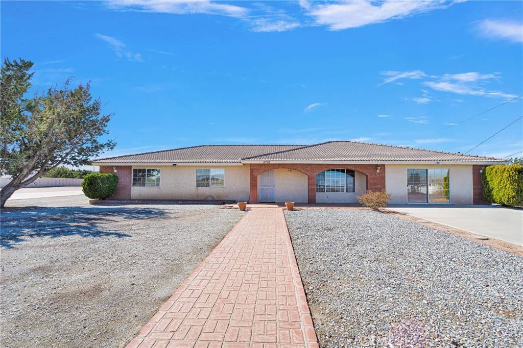 Hesperia, CA 92345,8756 Oakwood AVE