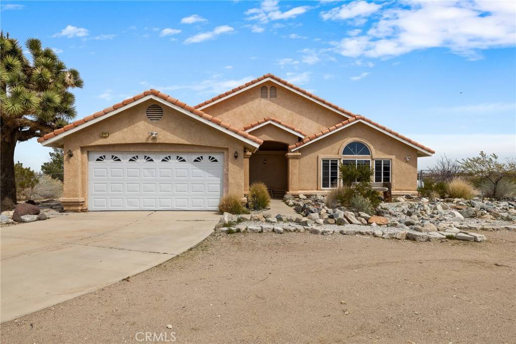 Oak Hills, CA 92344,10763 Salem AVE
