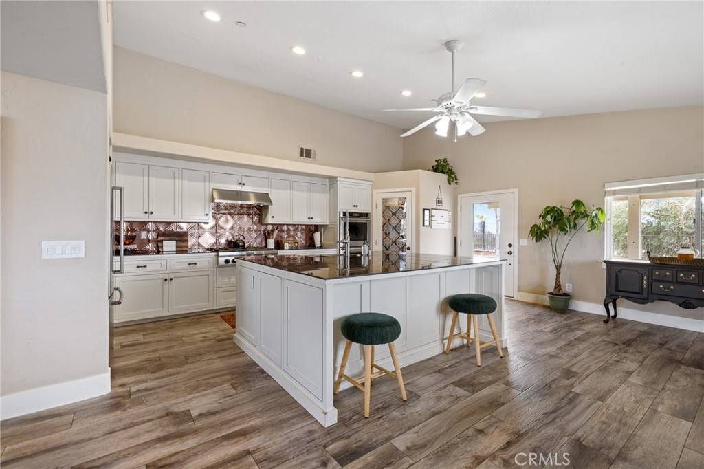 Oak Hills, CA 92344,10763 Salem AVE