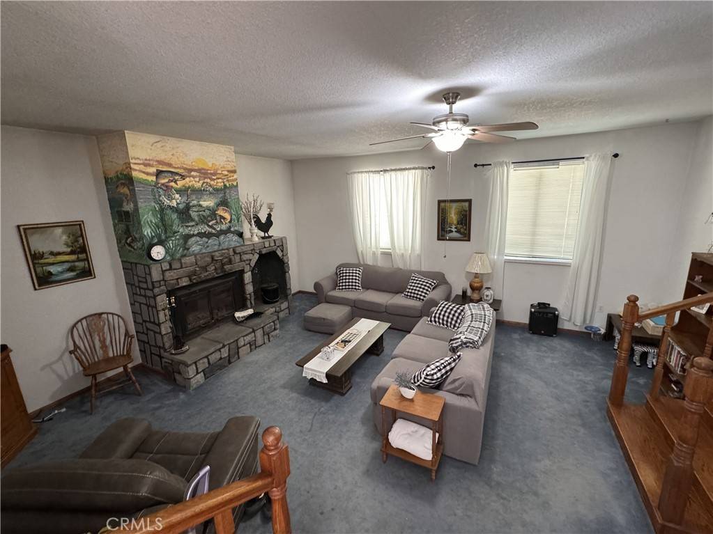 Hinkley, CA 92347,35648 Mountain View RD