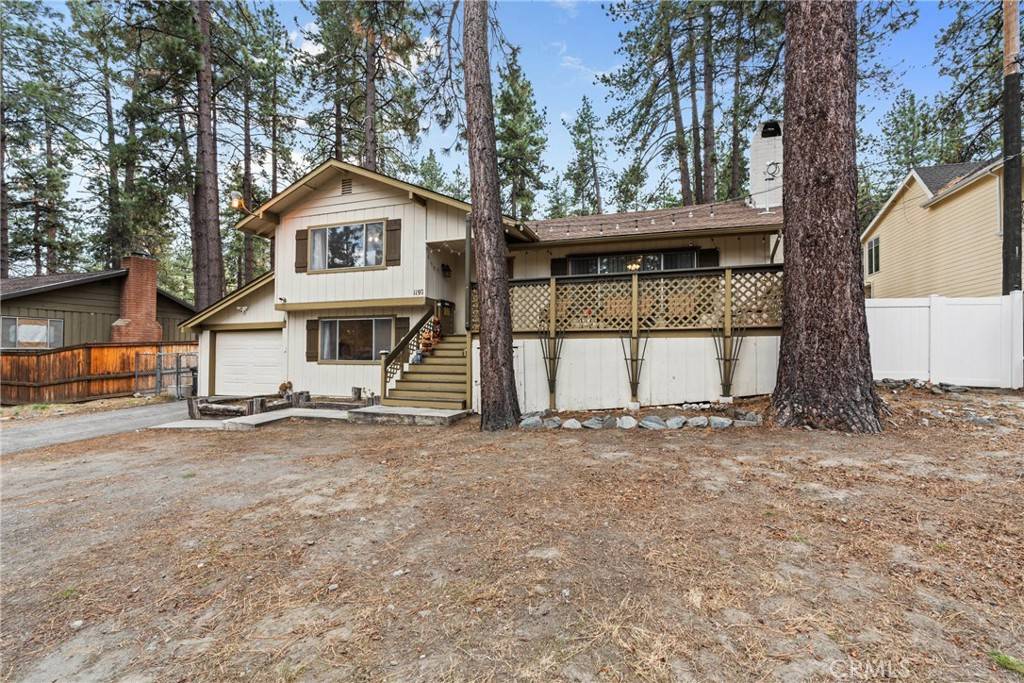 Wrightwood, CA 92397,1197 Oriole RD