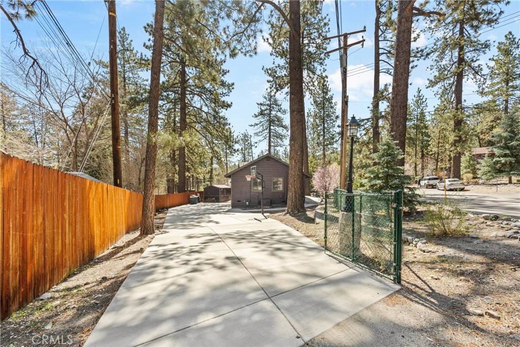 Wrightwood, CA 92397,5773 Victorville ST