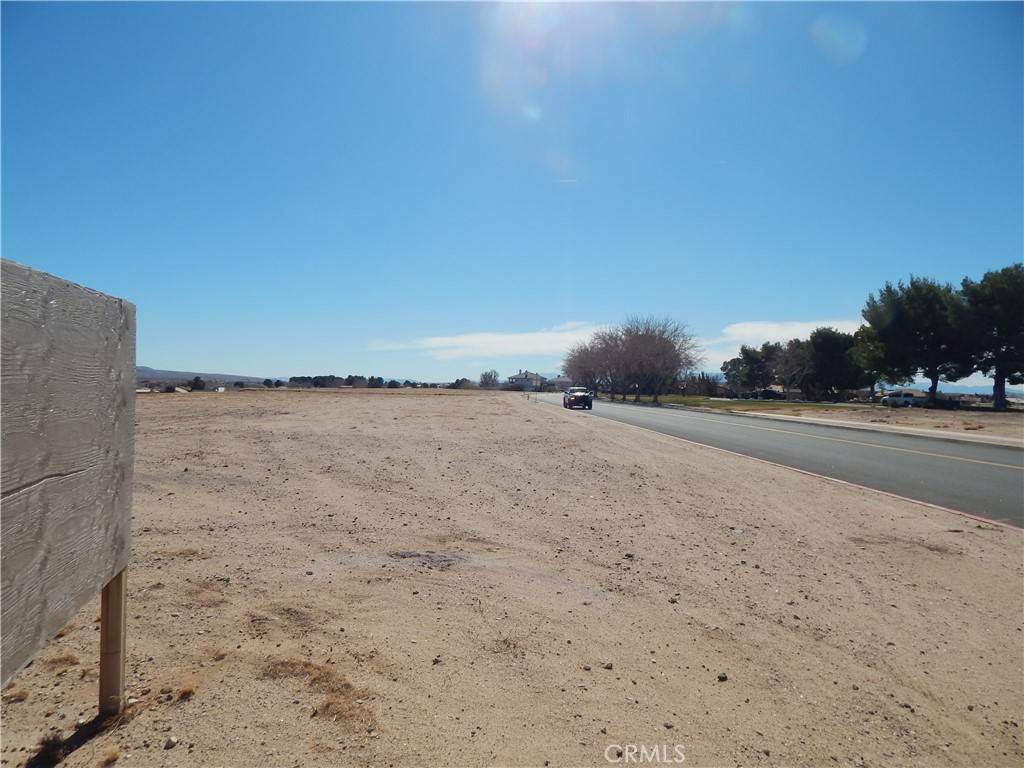 Helendale, CA 92342,0 Vista RD