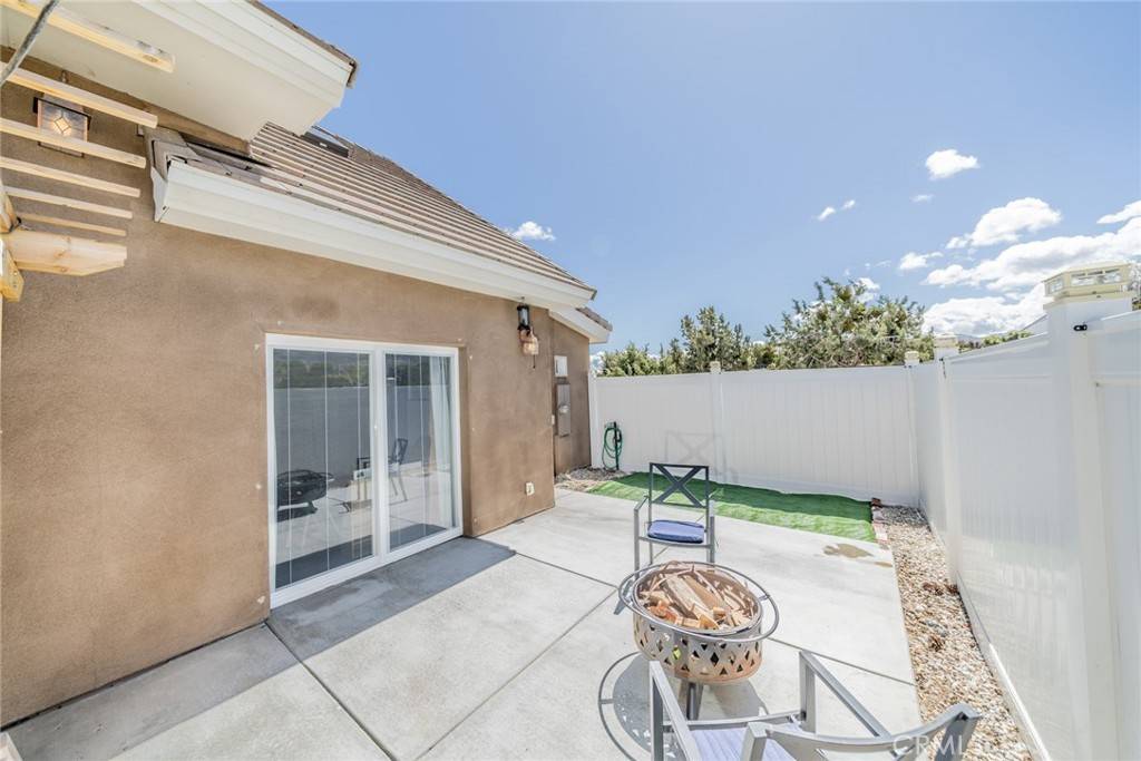 Pinon Hills, CA 92372,10022 Silver Rock RD