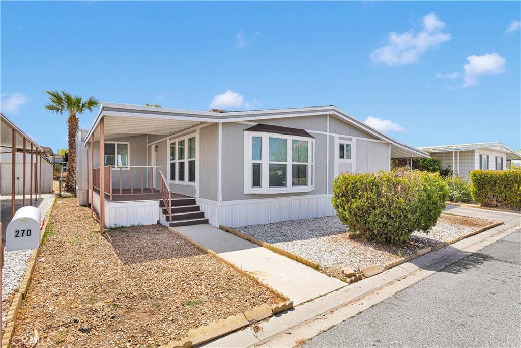 Victorville, CA 92392,15252 Seneca RD #270