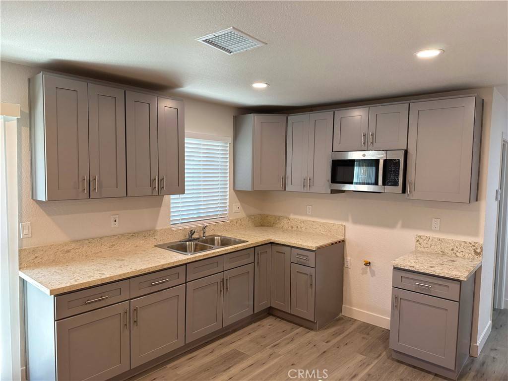 Victorville, CA 92394,16278 Orick AVE #2A