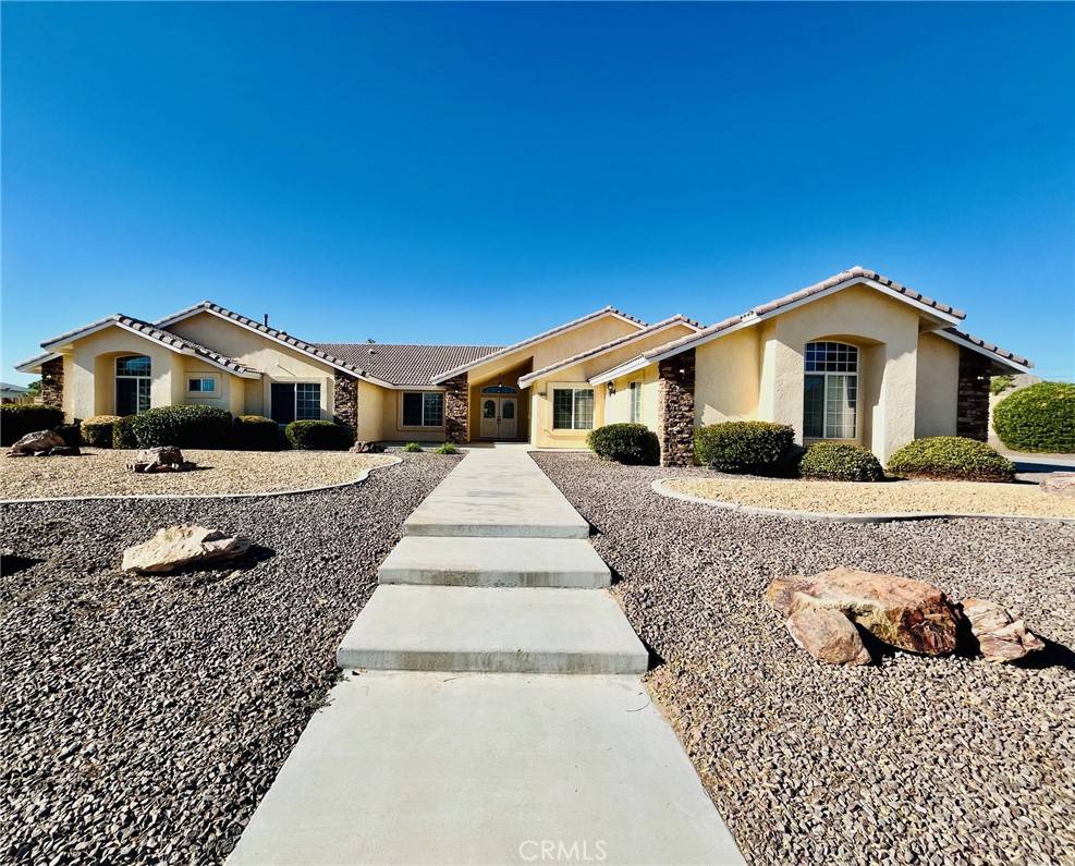 Apple Valley, CA 92307,19640 Yanan RD