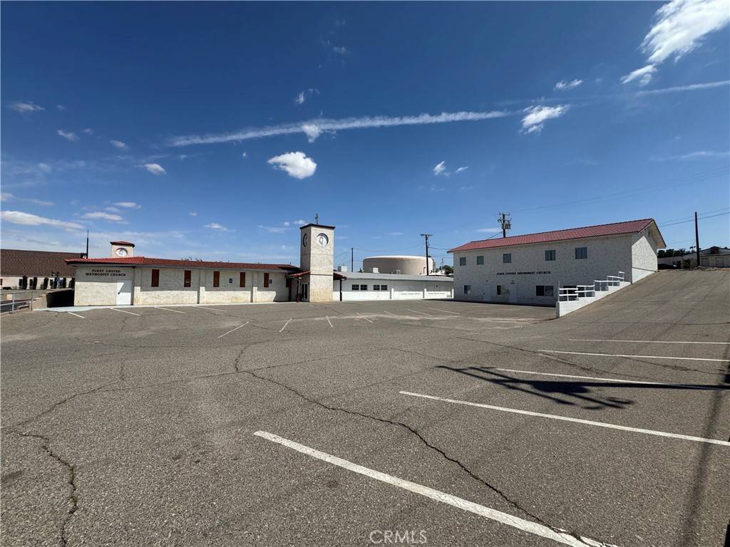Barstow, CA 92311,404 E Mountain View ST