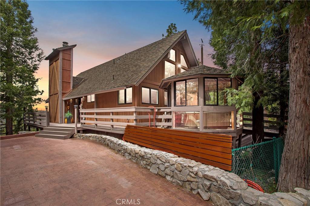 Lake Arrowhead, CA 92352,825 Grass Valley RD