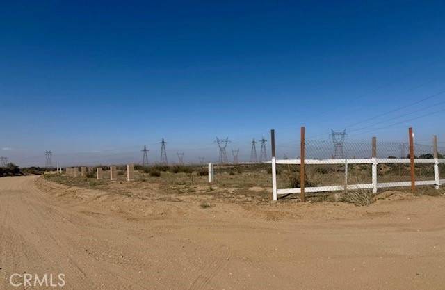 Phelan, CA 92344,6920 Baldy Mesa RD