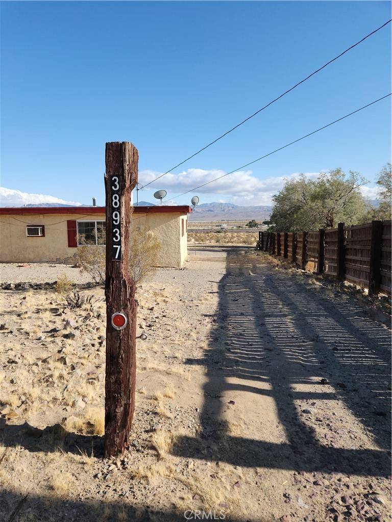 Newberry Springs, CA 92365,38937 Oleander RD