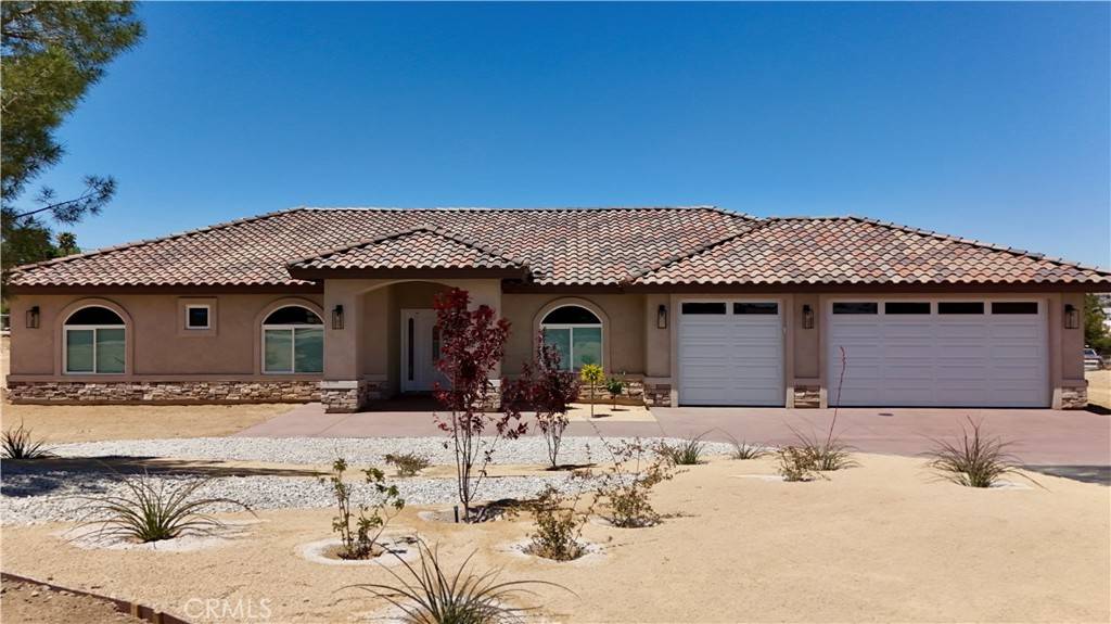 Apple Valley, CA 92307,18255 Winnetka RD