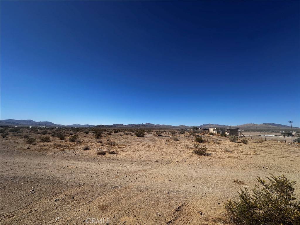 Lucerne Valley, CA 92356,0 Silverado ST