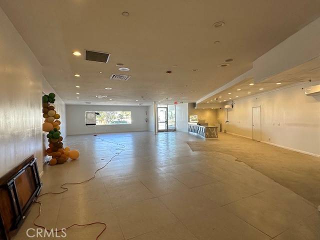Victorville, CA 92395,14173 Green Tree BLVD #C