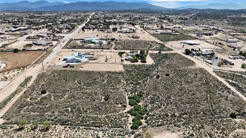 Oak Hills, CA 92344,6748 Coriander DR