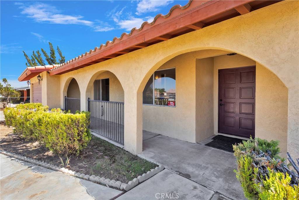 Victorville, CA 92392,14747 El Cariso RD