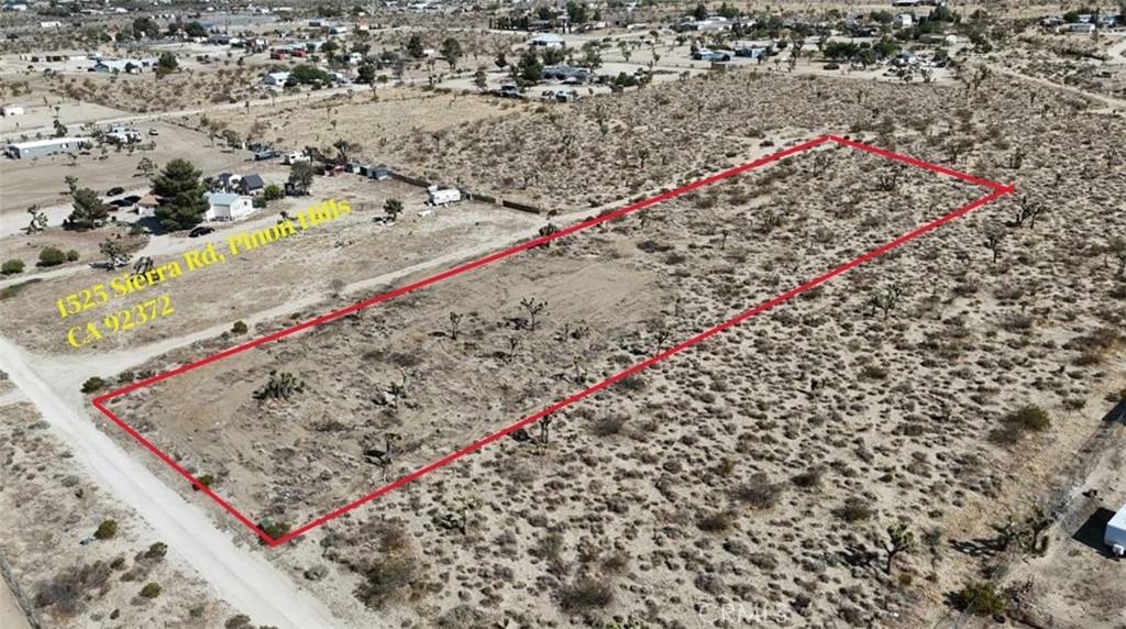 Pinon Hills, CA 92372,111 Sierra Rd