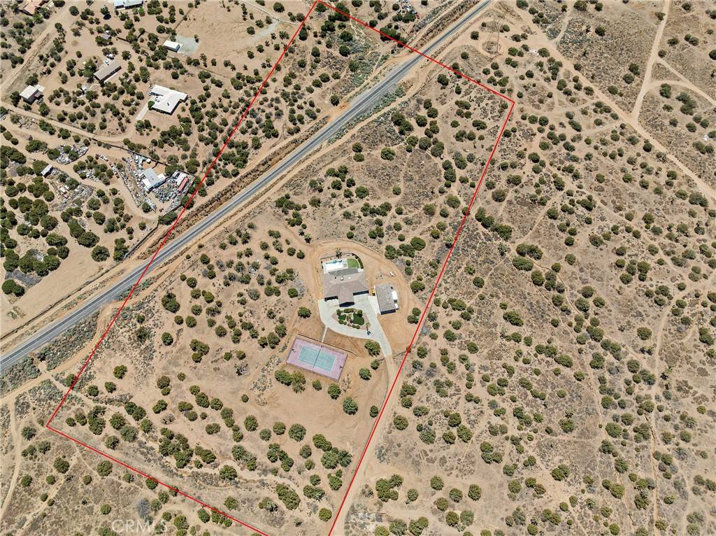 Oak Hills, CA 92344,8650 Verbena RD