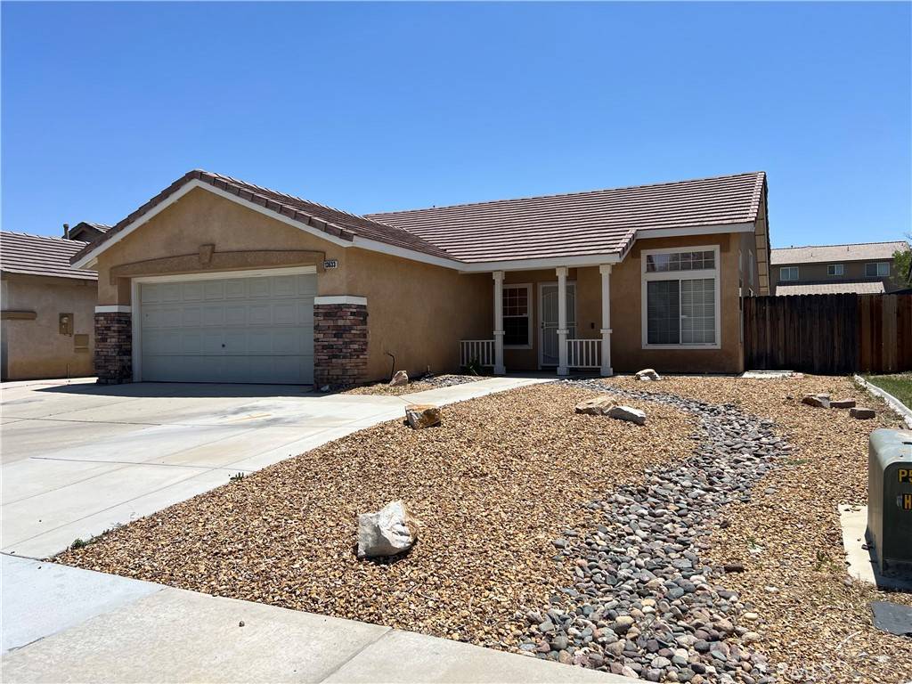 Hesperia, CA 92344,13633 Bentwood ST