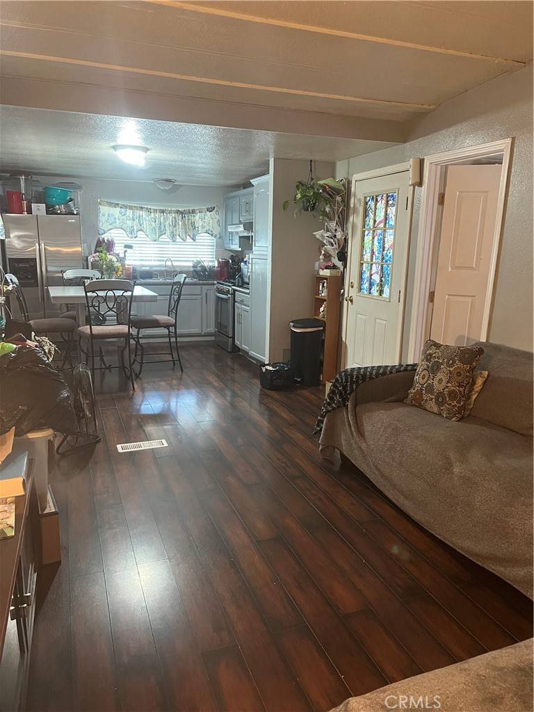 Apple Valley, CA 92307,13892 Pioneer RD #8