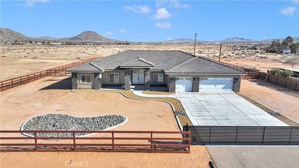Apple Valley, CA 92307,21192 Zuni RD