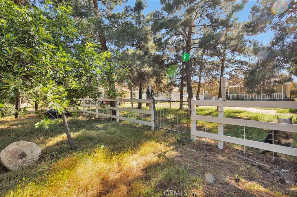 Oak Hills, CA 92344,5635 Honeyhill RD #A & B