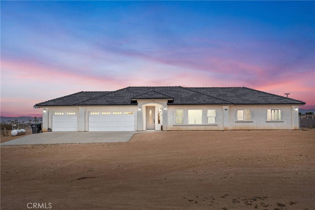 Phelan, CA 92371,12233 Pueblo TRL