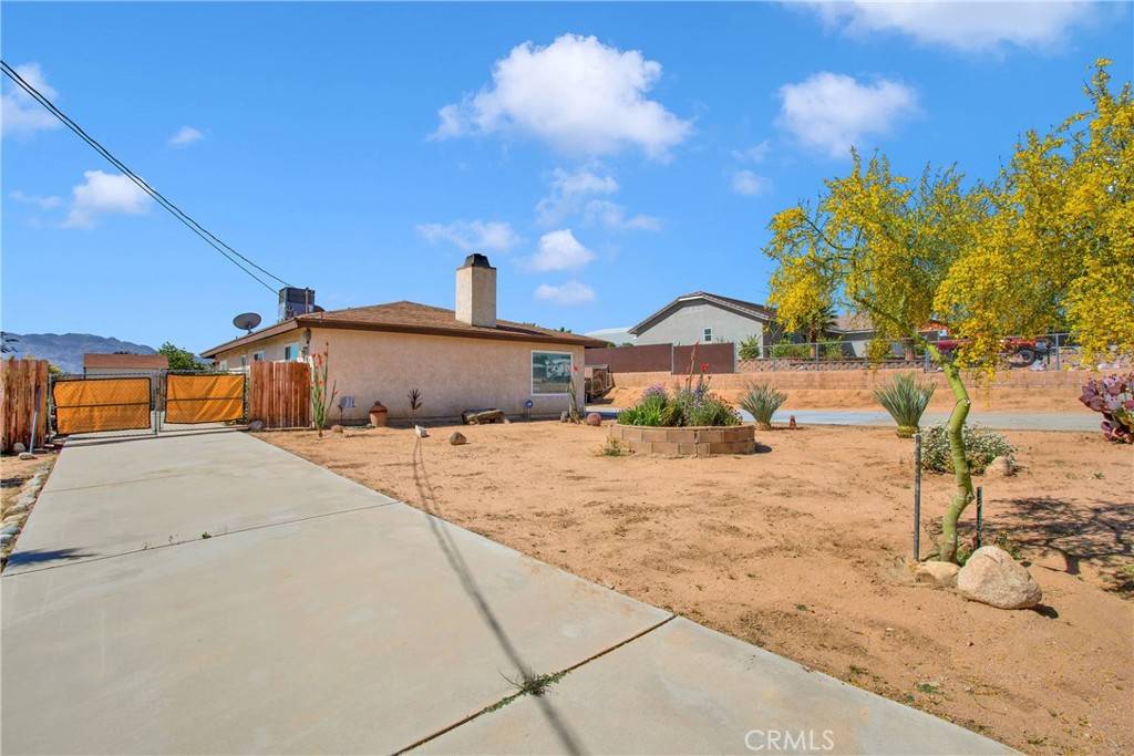 Hesperia, CA 92345,18603 Mecca ST