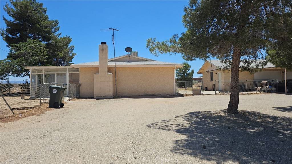 Victorville, CA 92392,15074 Richmond AVE