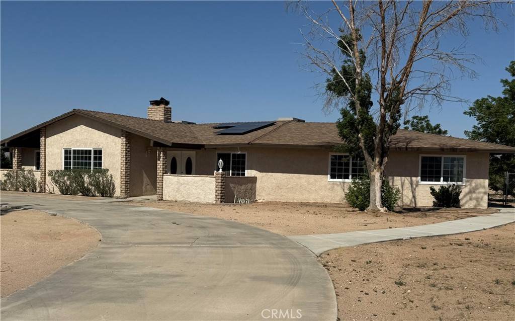 Apple Valley, CA 92307,15615 Apache RD