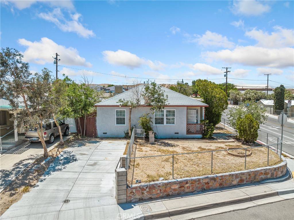 Barstow, CA 92311,1040 Flora ST