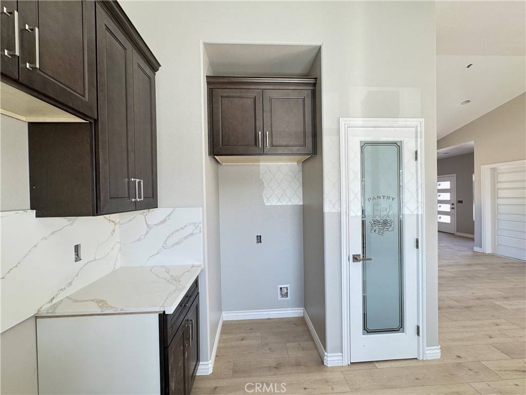 Hesperia, CA 92345,16063 Spruce St