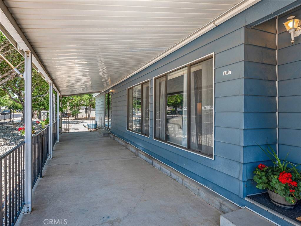 Hesperia, CA 92345,8307 Arrowhead Lake RD