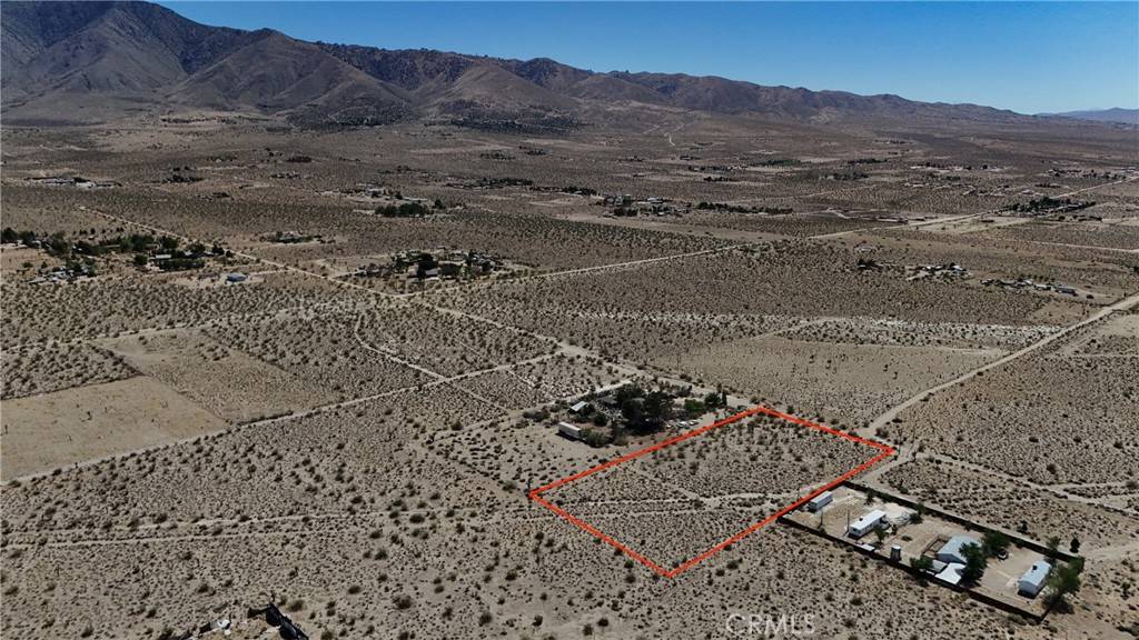Lucerne Valley, CA 92356,754 Ivanhoe RD