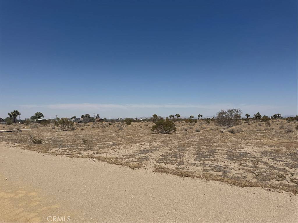 Phelan, CA 92371,0 Centola RD