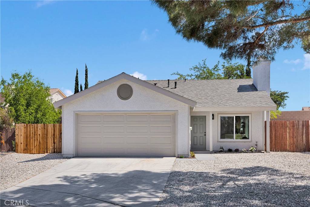 Hesperia, CA 92344,14463 Birchwood DR