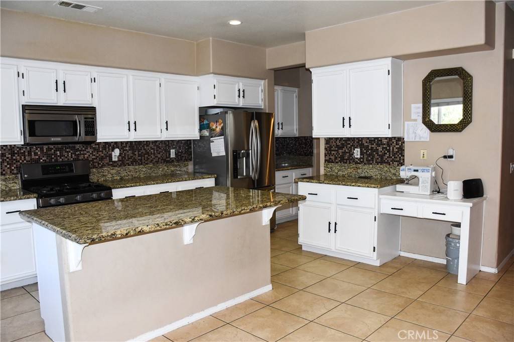Victorville, CA 92392,12655 Verano ST