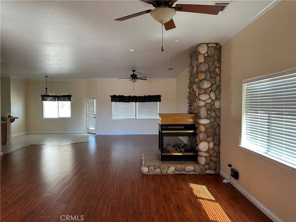 Helendale, CA 92342,14920 Fireside LN #1827