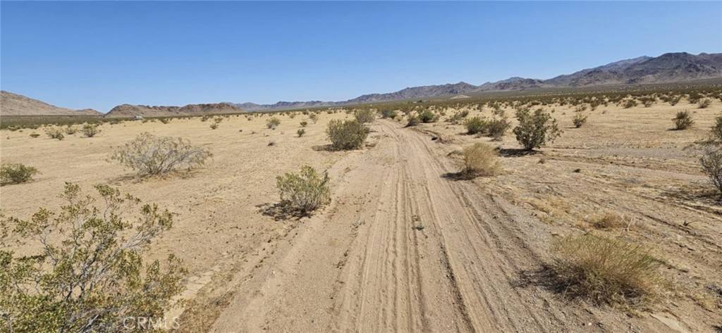 Lucerne Valley, CA 92356,800 Algoman AVE