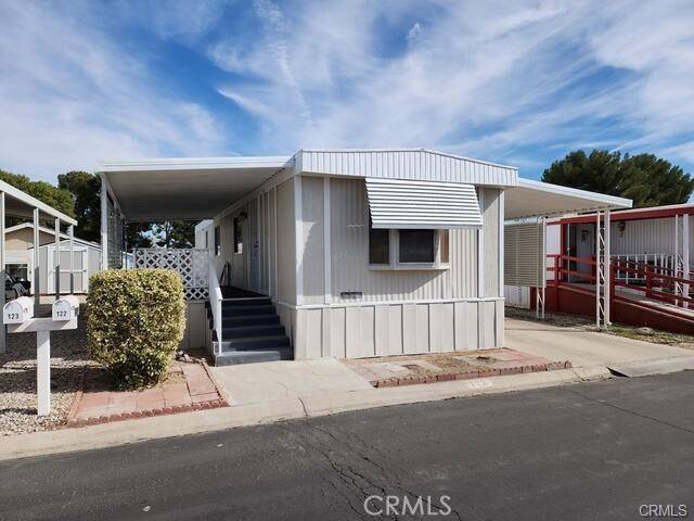 Victorville, CA 92395,13393 Mariposa RD #122