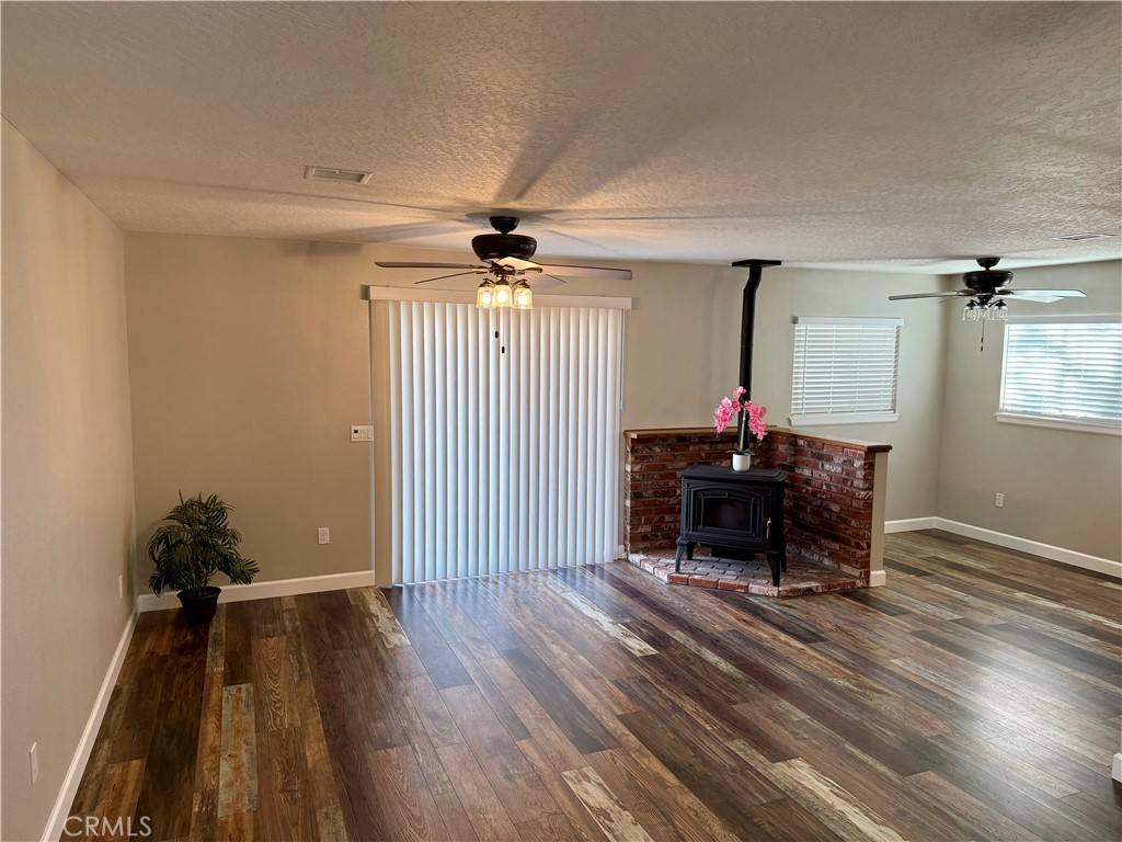Hesperia, CA 92345,18083 Deodar ST