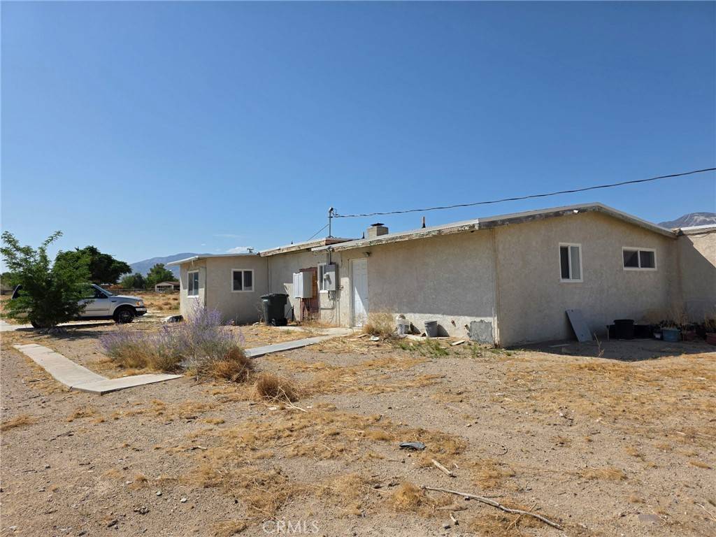 Lucerne Valley, CA 92356,9933 Midway AVE