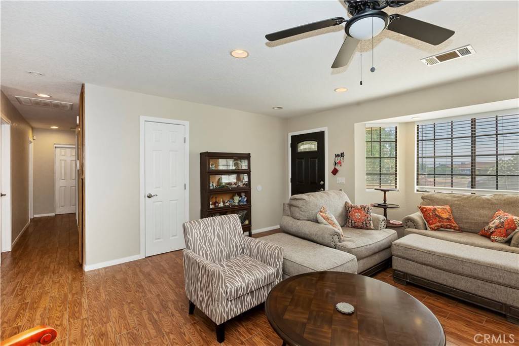 Hesperia, CA 92345,9614 Peach AVE