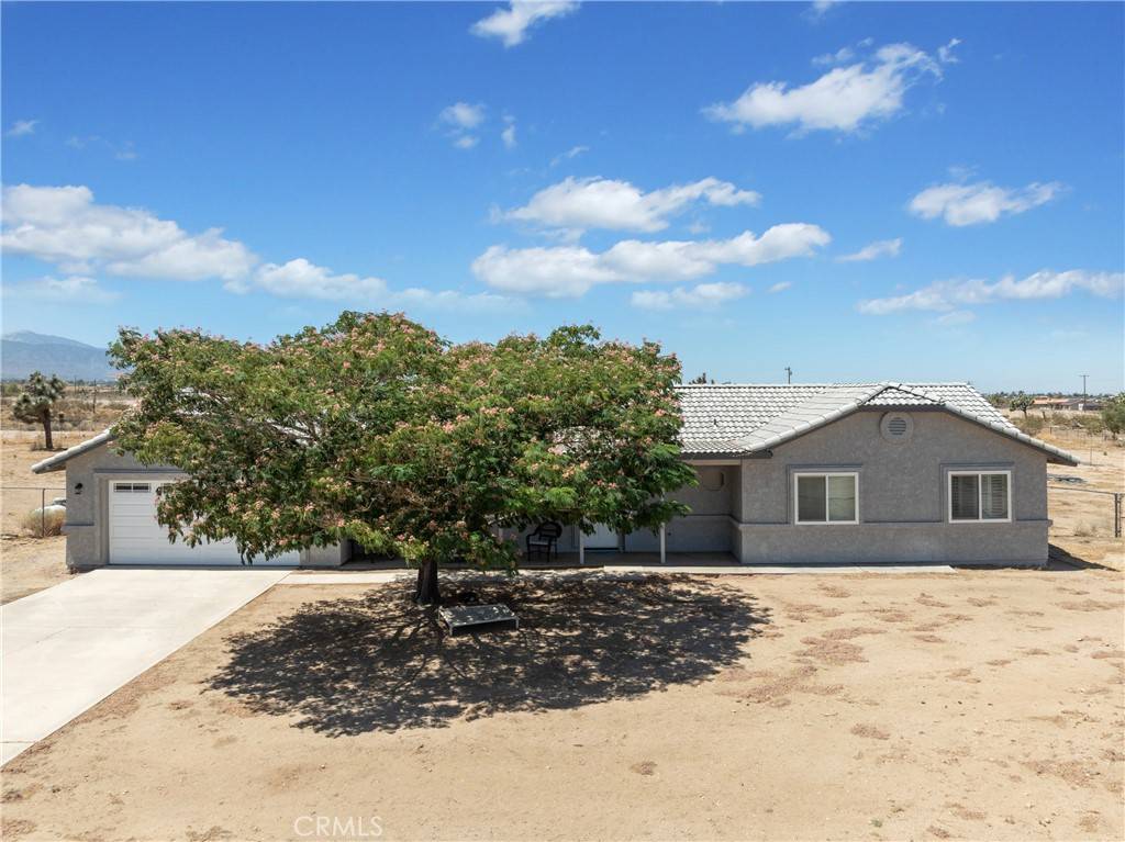 Phelan, CA 92371,13044 Smith RD