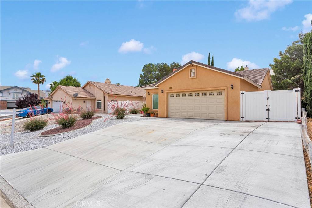 Victorville, CA 92395,13320 Alta Vista DR