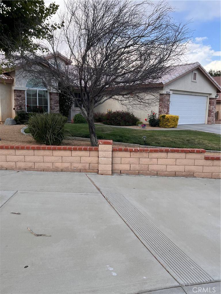 Hesperia, CA 92344,14106 Dartmouth ST