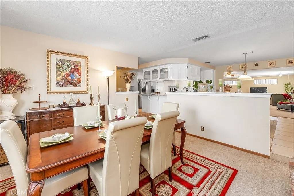 Apple Valley, CA 92307,18765 Munsee RD